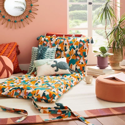 Seasgrass And Bamboo Woven Pedestal Vase - Opalhouse™ Designed With Jungalow™ 3 Seasgrass And Bamboo Woven Pedestal Vase - Opalhouse™ Designed With Jungalow™